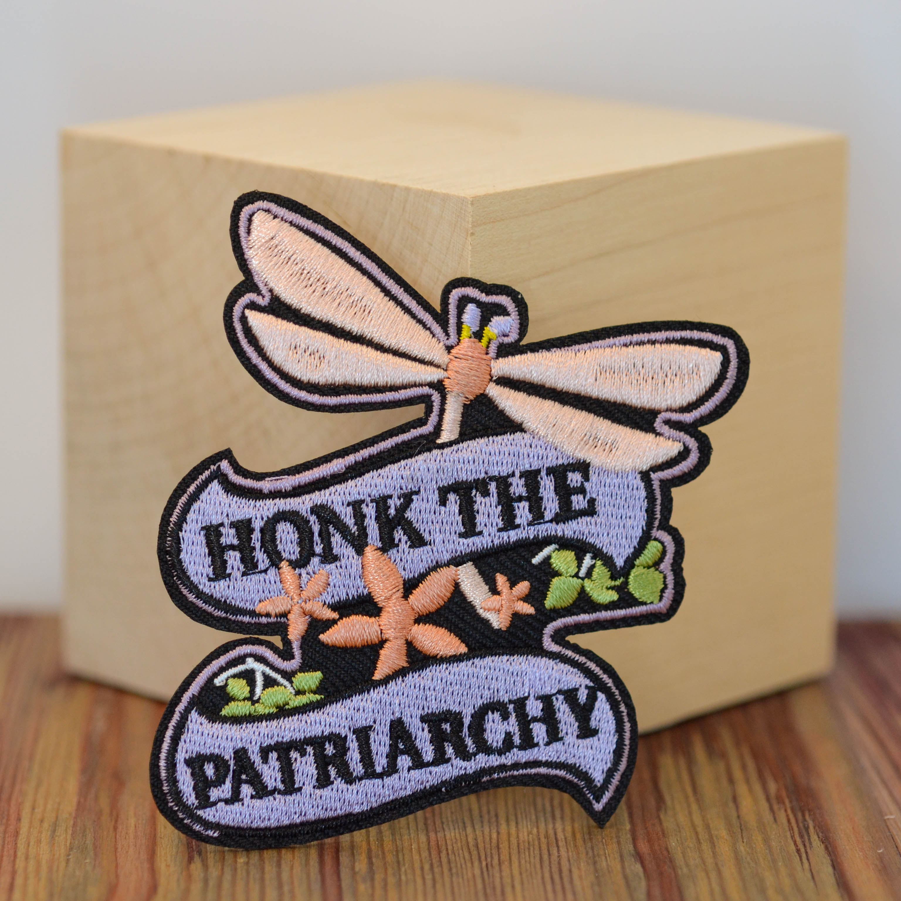 Patches - Feminismus, LGBTQ+ und Mentale Gesundheit