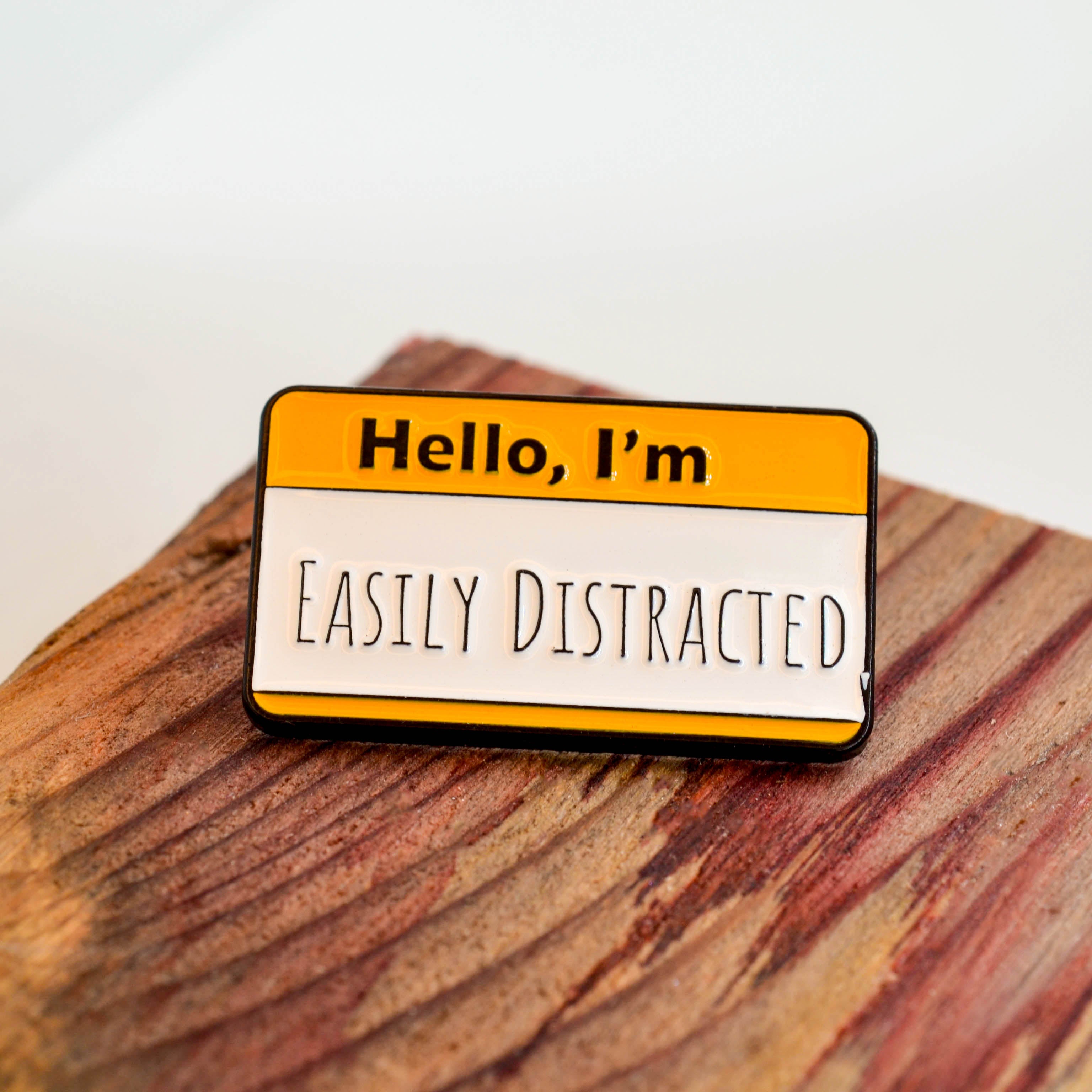 Pins - Pronomen & Identität