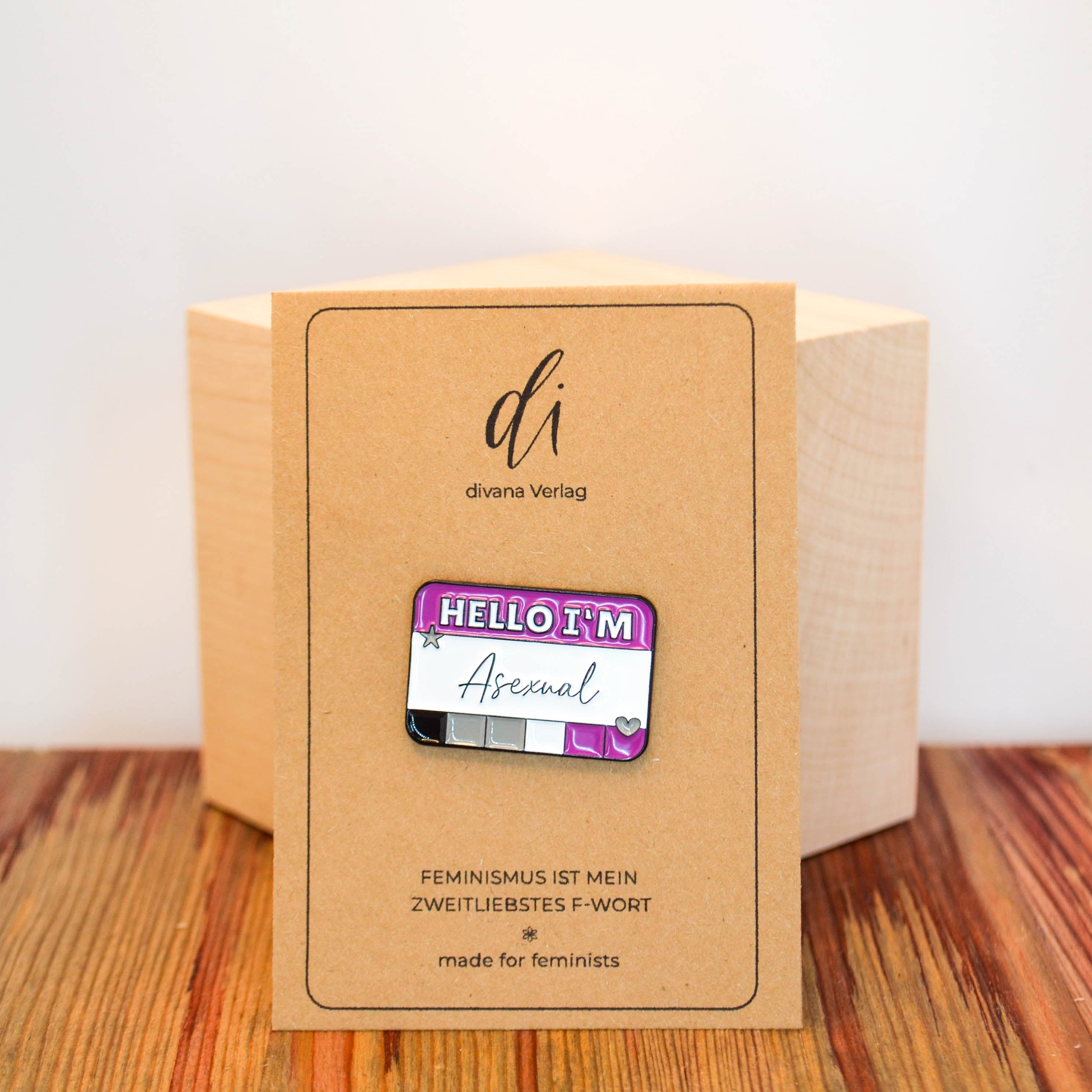 Pins - Pronomen & Identität