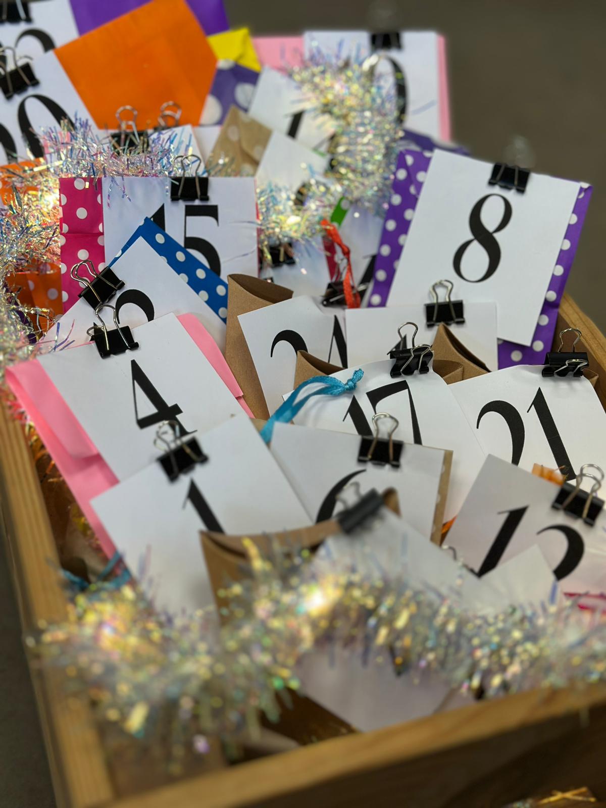 „Warum ein feministischer Adventskalender die schönste Alternative zu Schokolade ist“