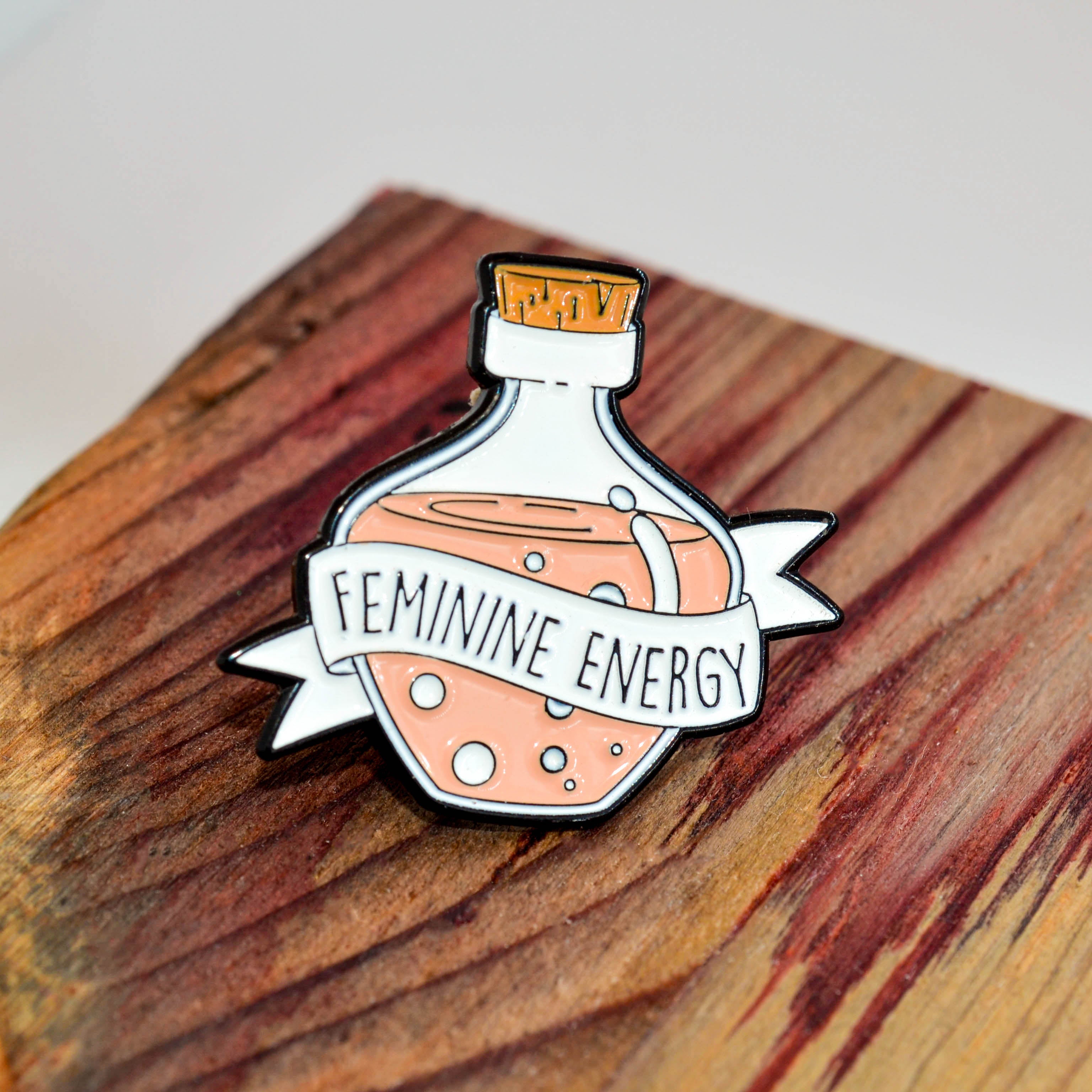 Pins - Queerfeministisches Empowerment