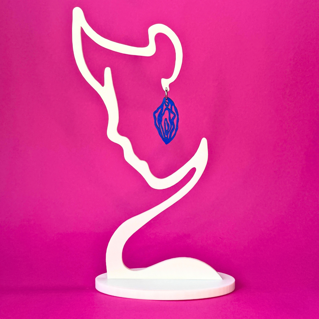 Clitoria Ternatea: Royal blaue Statement Ohrringe | kleine Queen